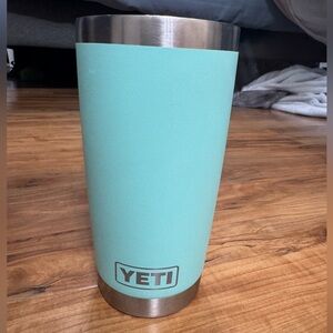 Yeti Tumbler